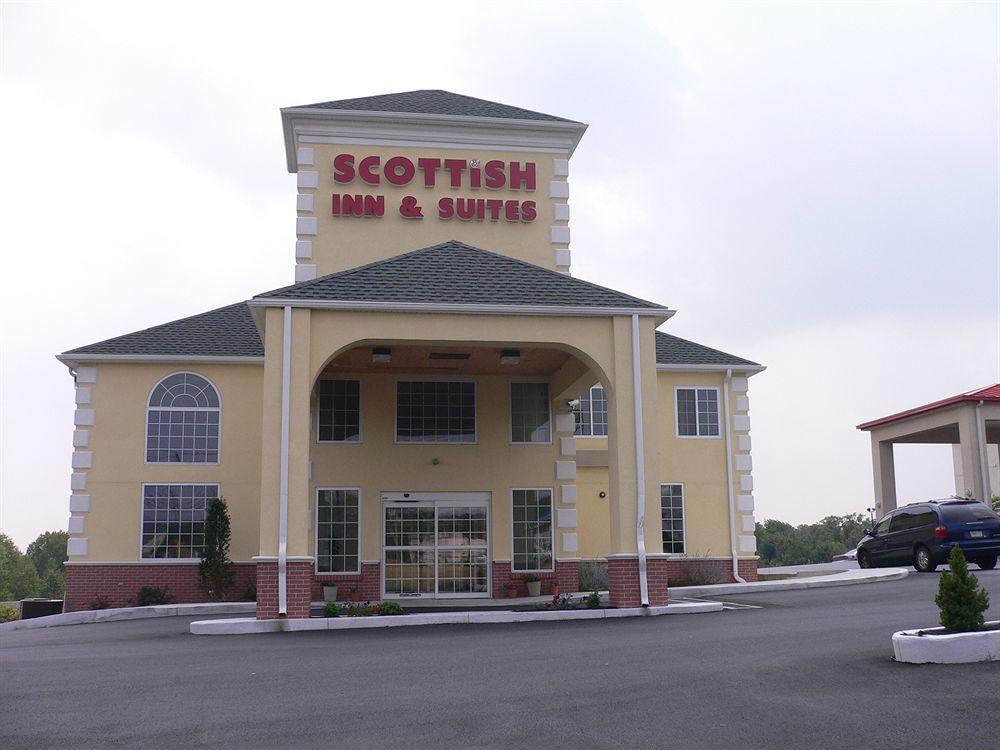 Super 8 By Wyndham Harrisburg Hershey North מראה חיצוני תמונה