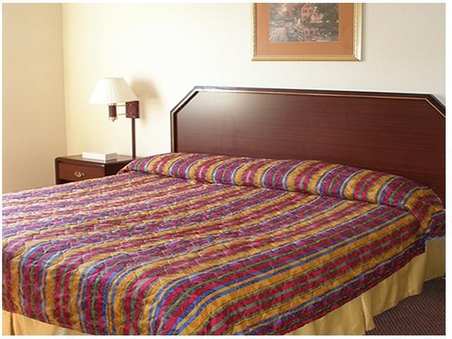 Super 8 By Wyndham Harrisburg Hershey North חדר תמונה